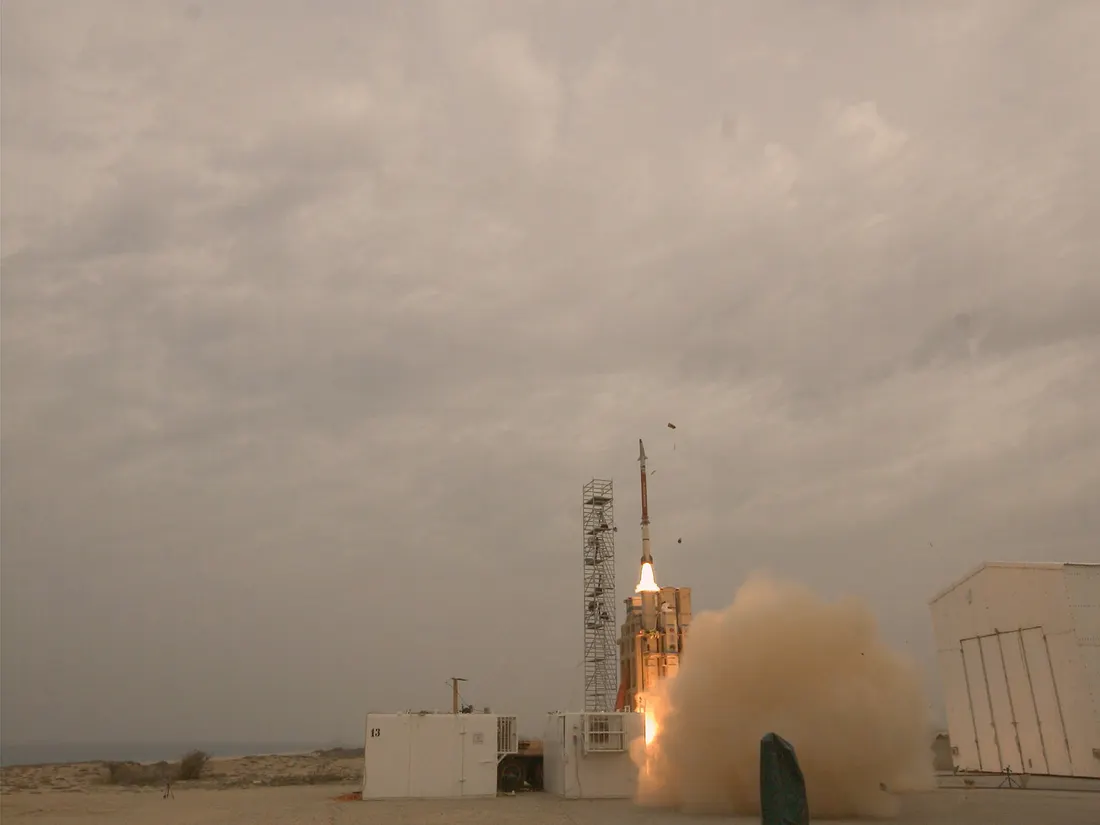 A David's Sling launcher, Israel's medium-tier air-defense layer built around the hit-to-kill Stunner interceptor.