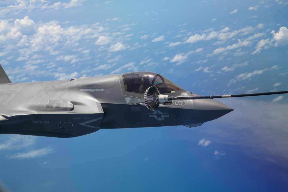 A U.S. Marine Corps F-35B Lightning II receives fuel from an Australian KC-30A Multi-Role Tanker Transport aircraft over the Pacific Ocean