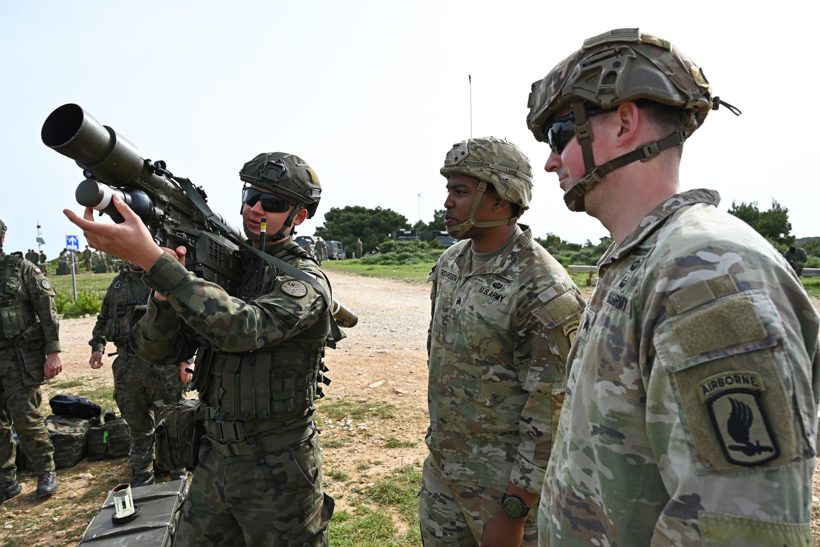 Poland Signs $2.2B Deal to Arm Four NATO Nations With Piorun