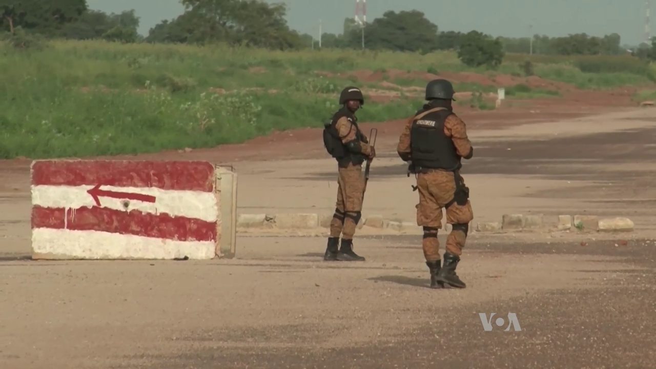Burkinabe gendarmes in Ouagadougou; JNIM fighters overran a gendarmerie post of this kind at Inata on November 14, 2021, killing 53 people