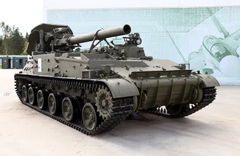Uralvagonzavod 2S4 Tyulpan