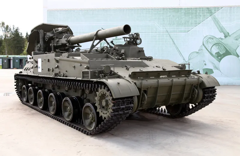 Uralvagonzavod 2S4 Tyulpan, view 1