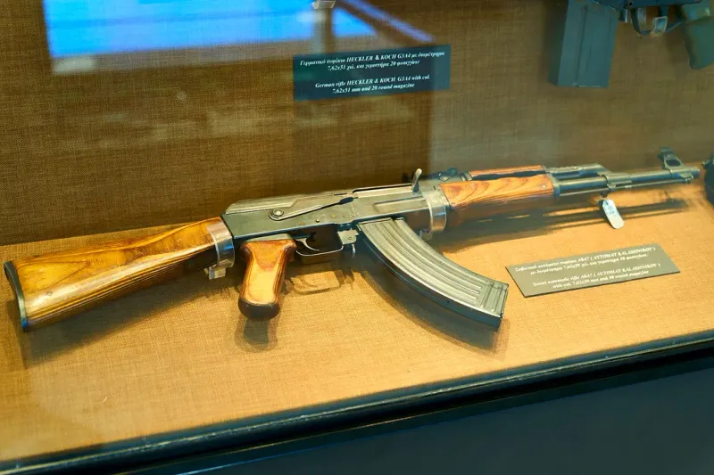 Kalashnikov Concern AK-47, view 2