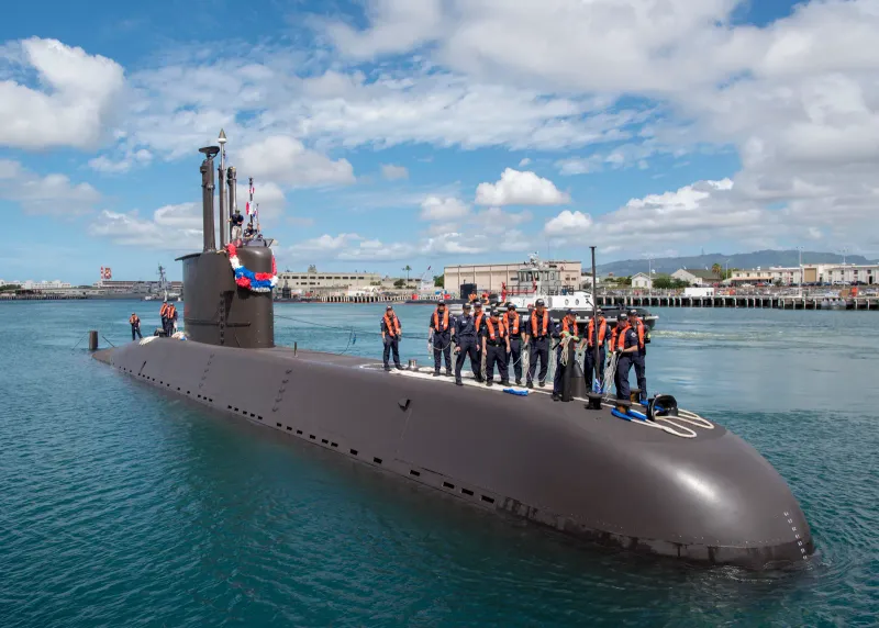 Hanwha Ocean (formerly Daewoo Shipbuilding & Marine Engineering) Chang Bogo-class submarine, view 1