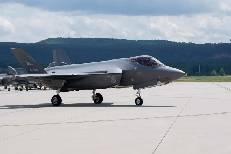 Lockheed Martin F-35A Lightning II, view 8