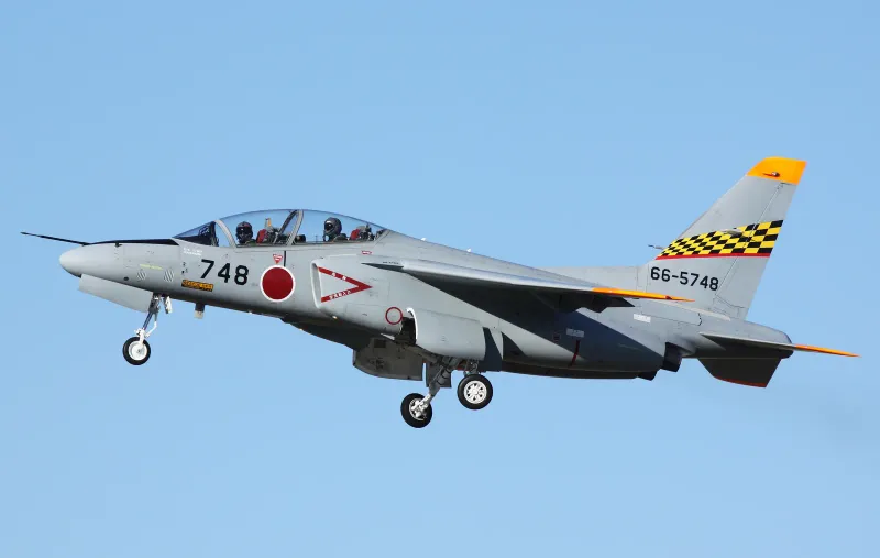 Kawasaki Heavy Industries Kawasaki T-4, view 1