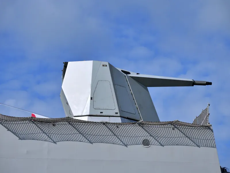Leonardo 76/62 Super Rapid Naval Gun, view 1