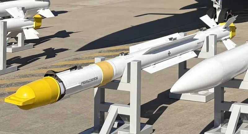 AVIC (Aviation Industry Corporation of China) PL-10, view 1