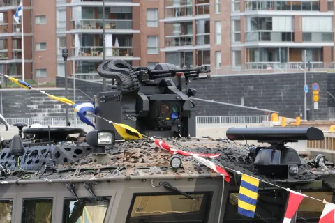 Saab AB Trackfire