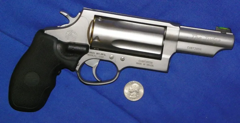 Taurus Armas Judge, view 1