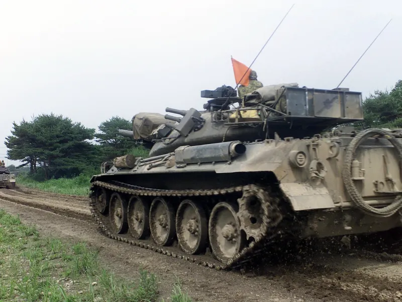 Japan Steel Works, Ltd. (JSW) Type 74 APFSDS, view 1